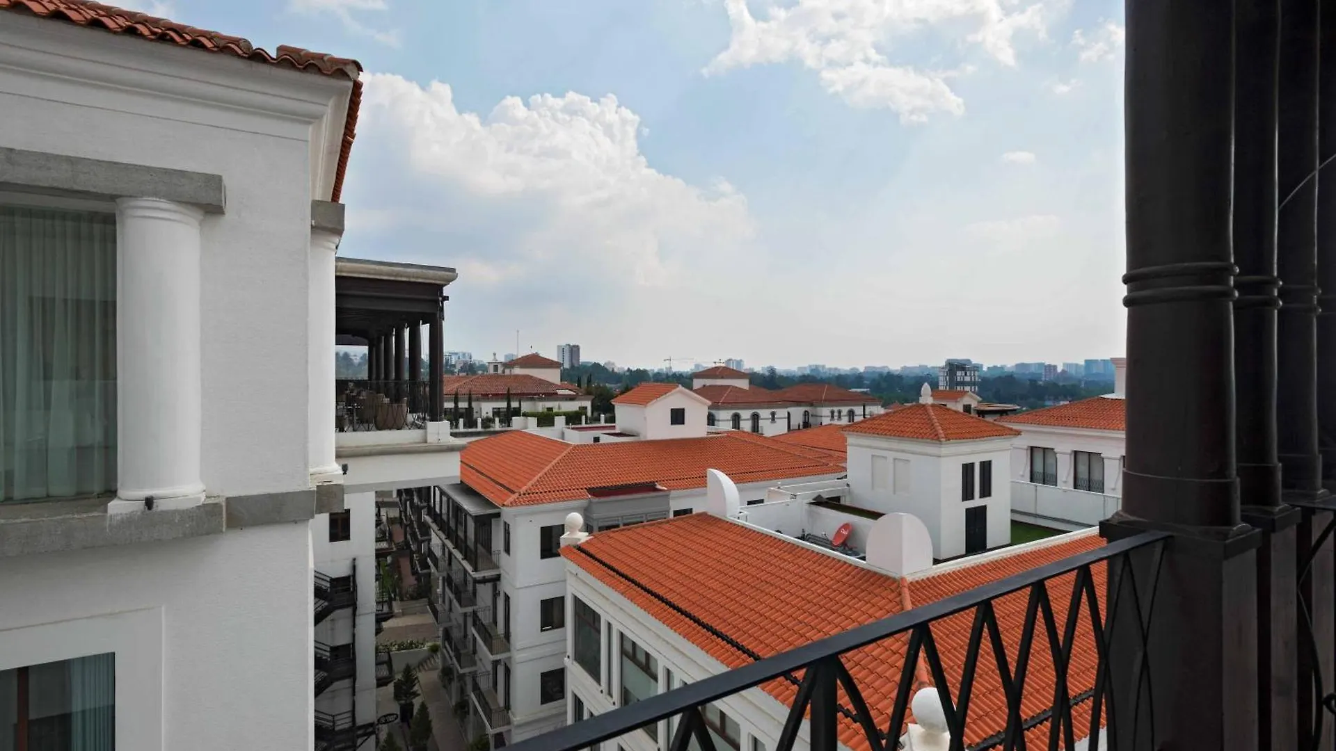 Ac Hotels By Marriott Guatemala City